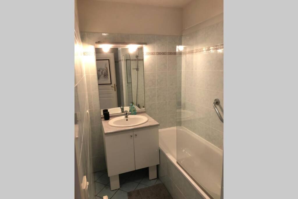 Un Appartement Lumineux 6 Personnes Ares Exterior foto